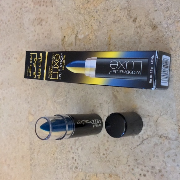 Fran Wilson Other - NIB! Fran Wilson Mood Matcher Luxe Split Stick Lip Color Yellow Blue HP 3-9-25